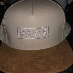 Vans hat brown/tan/white adjustable sizing brand new condition